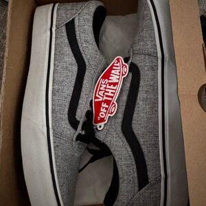 Vans Old Skool Low-Top Sneakers in Heather Gray and Black